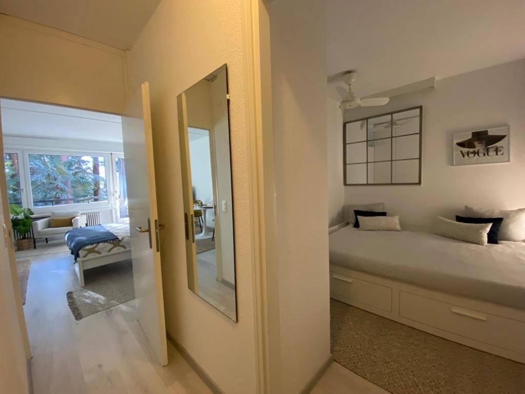Luganersee, Pool, Strand, Parkplatz, Suite บิซโซน ภายนอก รูปภาพ